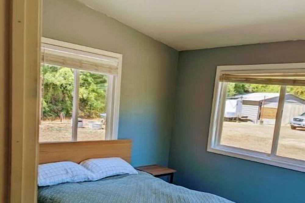 Photo of Bedroom in Silicon Valley