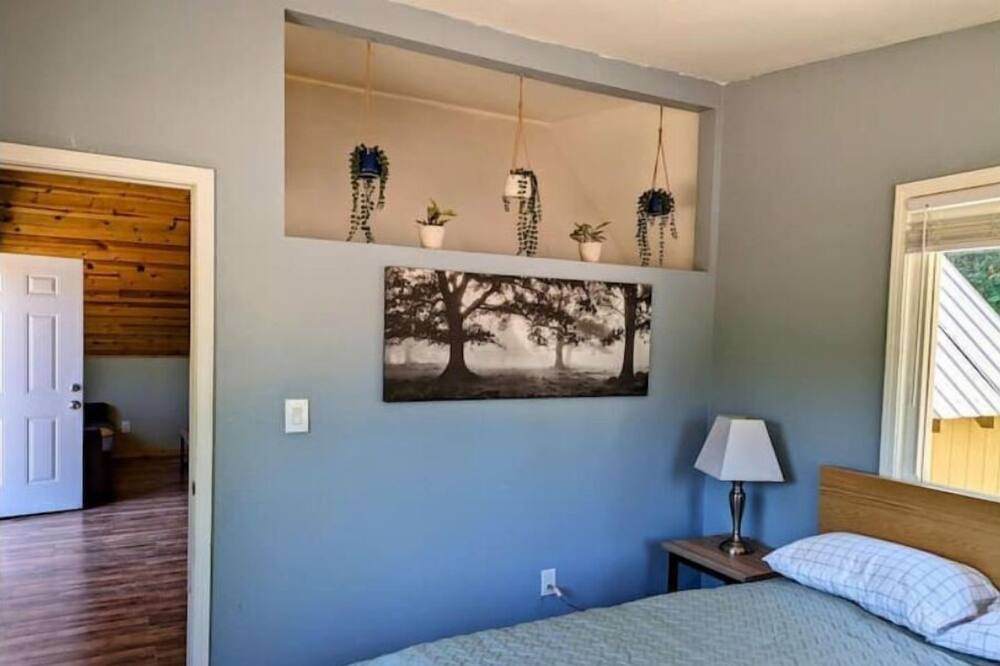 Photo of Bedroom in Silicon Valley