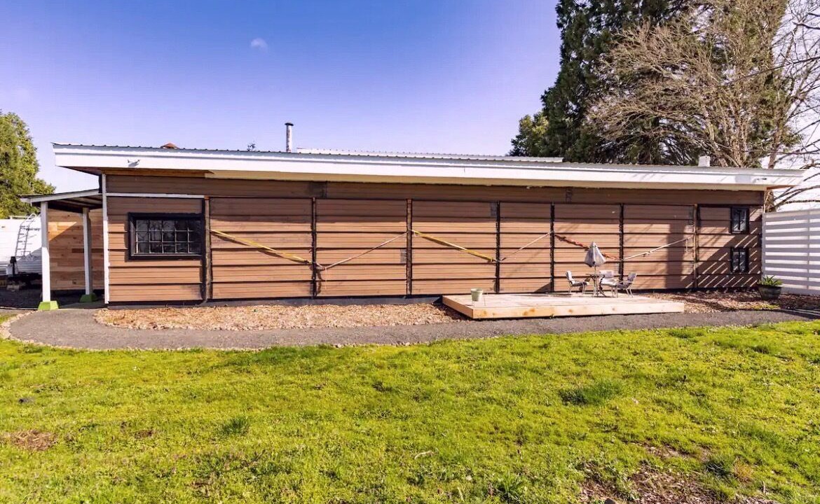 Photo of Others in Junction City