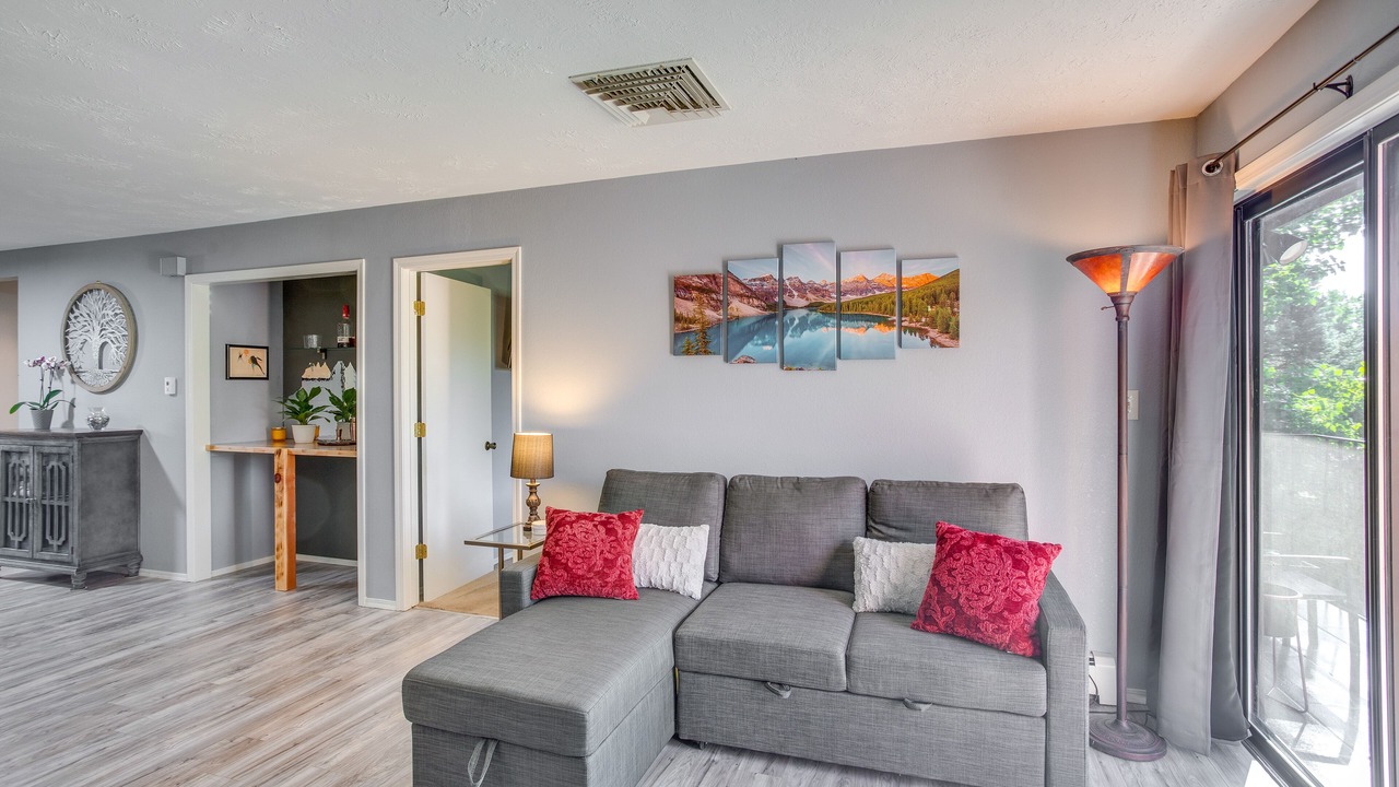 Photo of Livingroom in Grand Junction