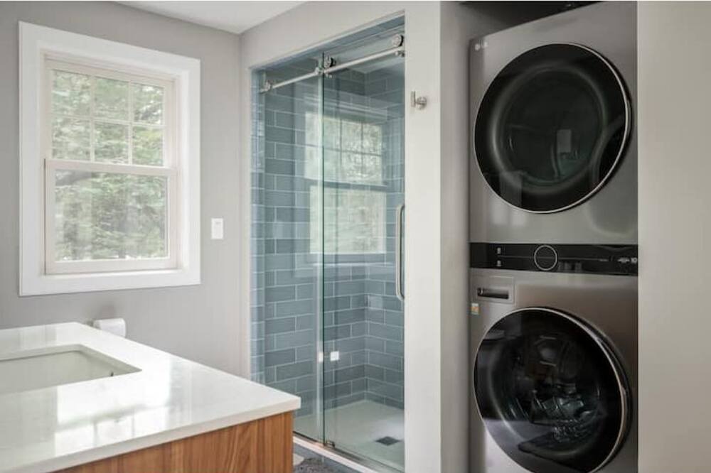 Photo of Others in Portland Heights