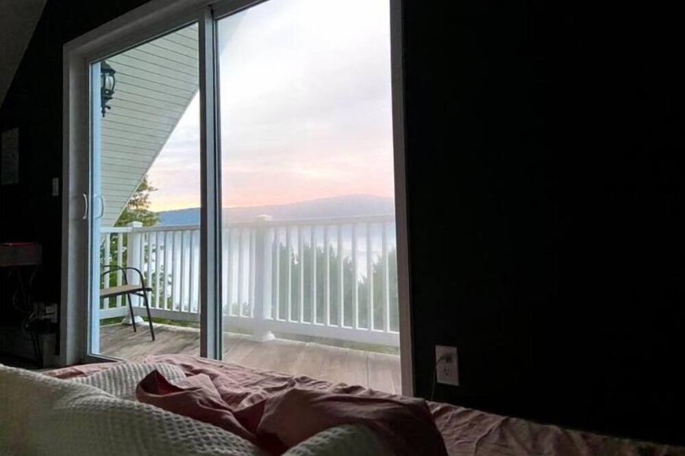 Photo of Livingroom in South Kortright