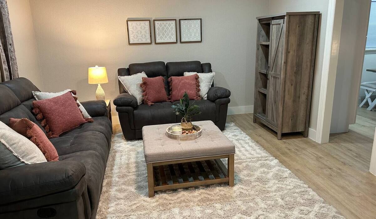 Photo of Livingroom in Perryton