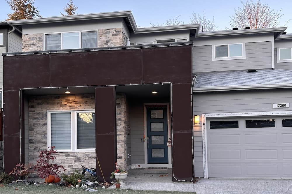 Photo of Outdoor in Seattle Hill-Silver Firs