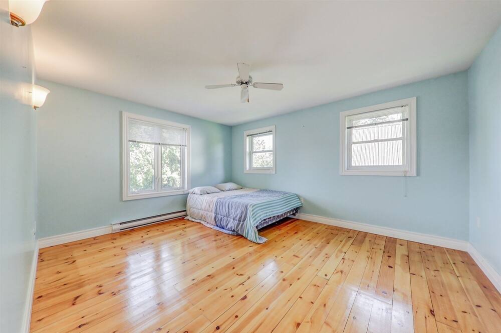 Photo of Bedroom in Rosedale