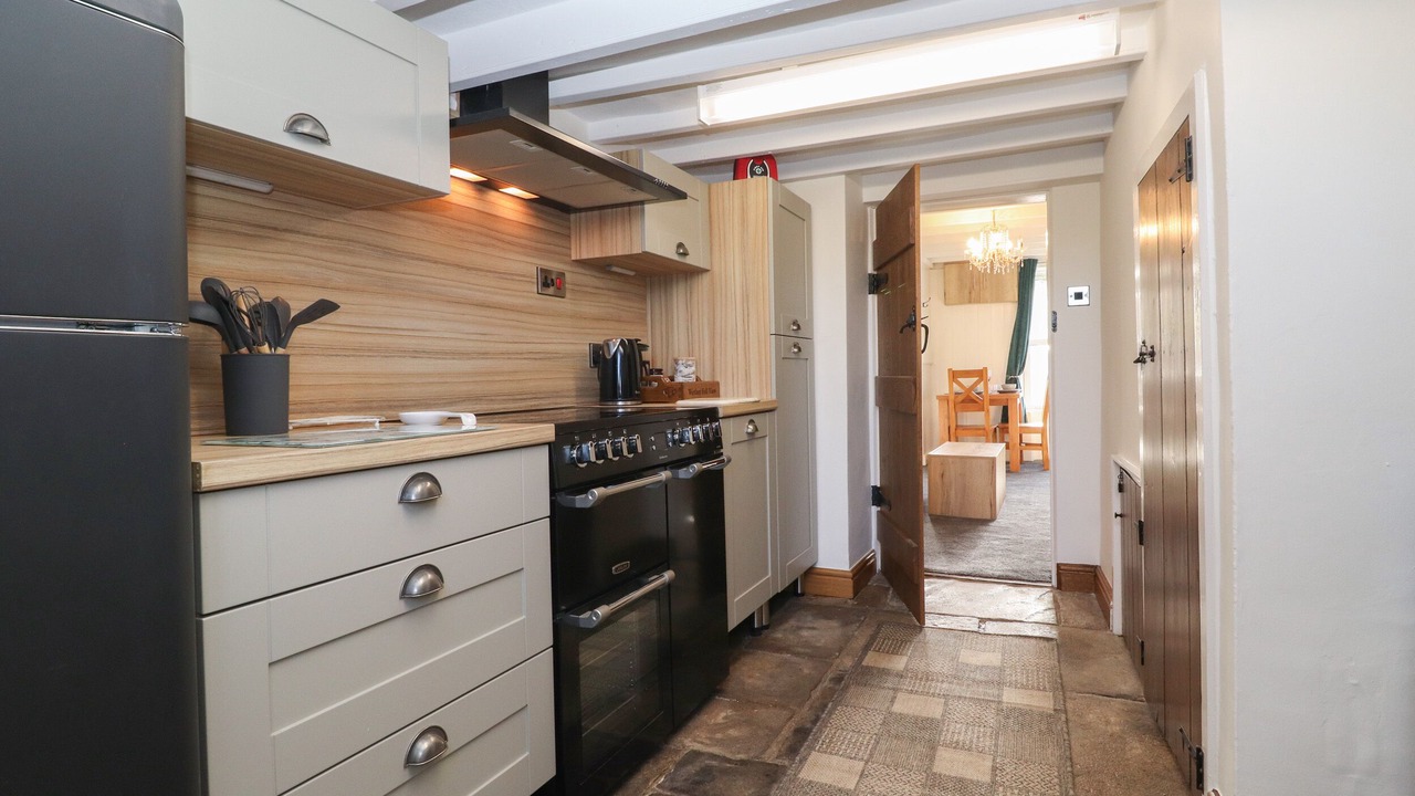 Photo of Others in Gayle