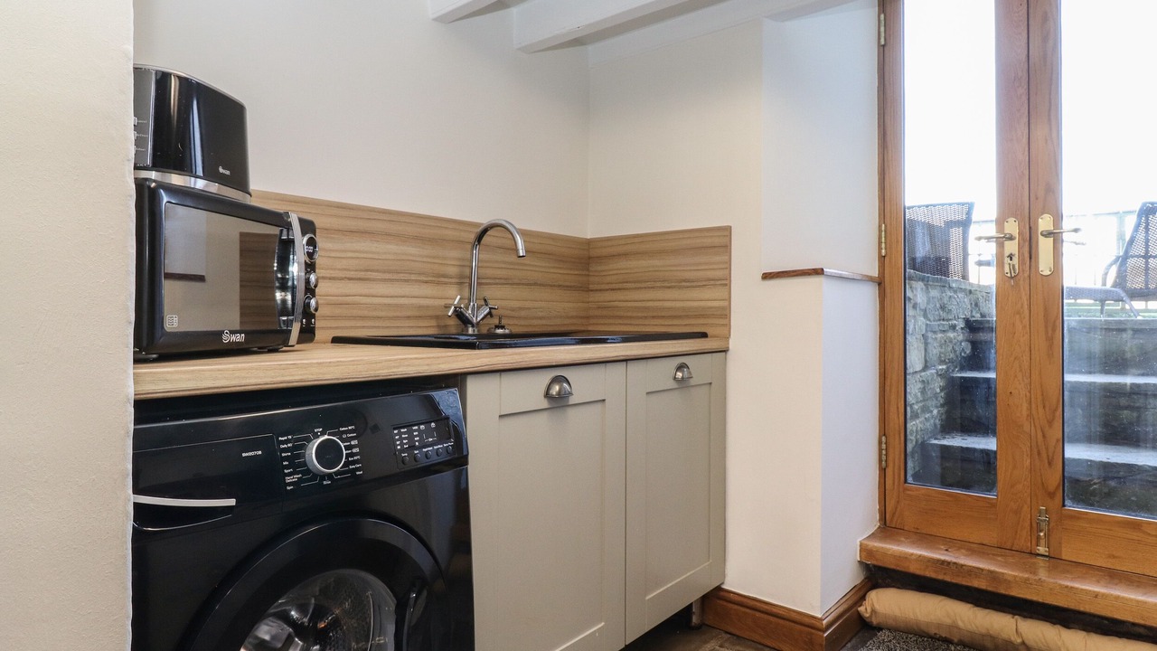 Photo of Others in Gayle