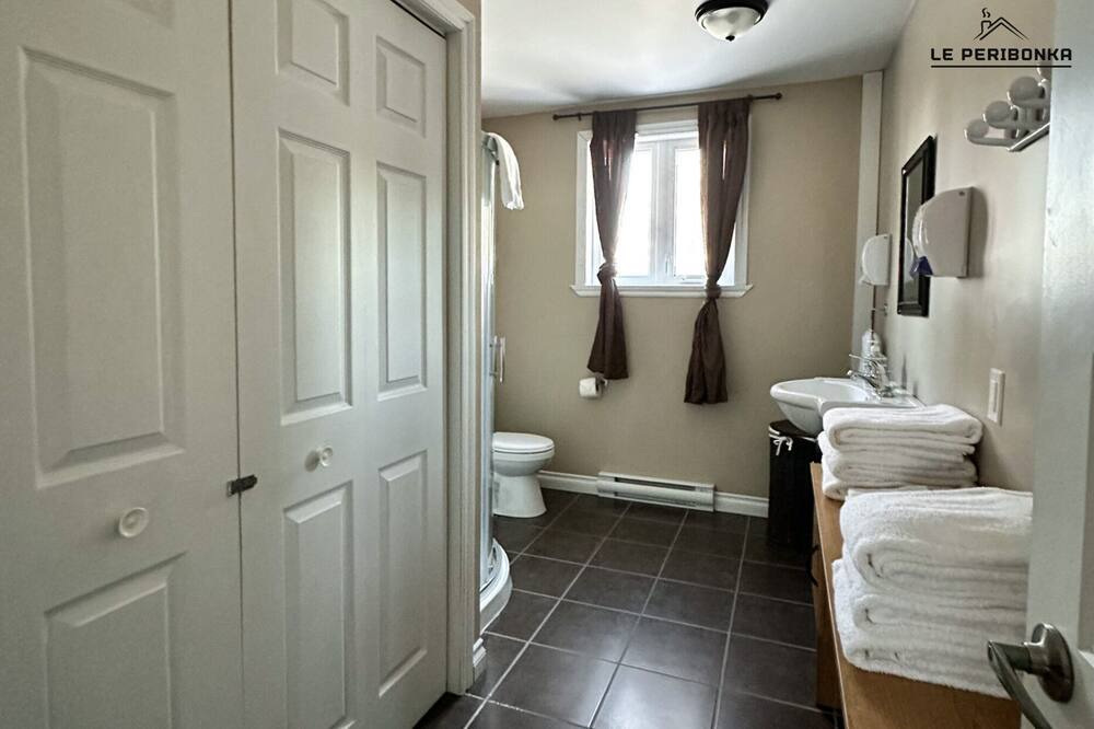 Photo of Bathroom in Lamarche