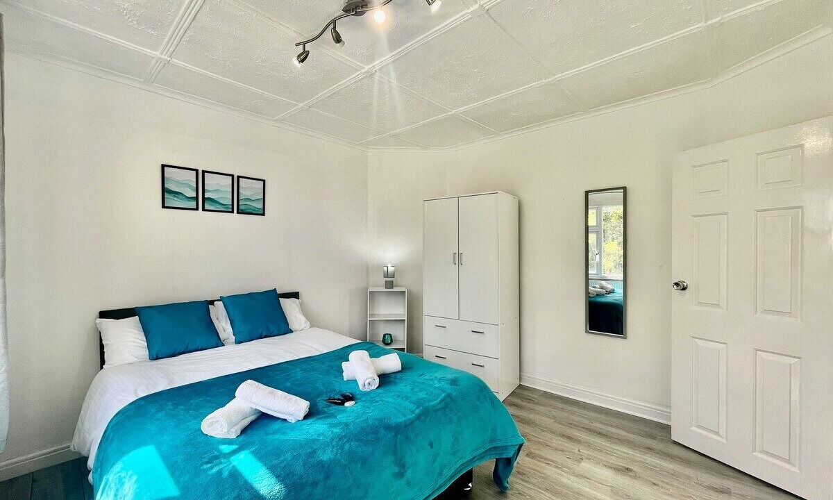 Photo of Bedroom in Gooshays