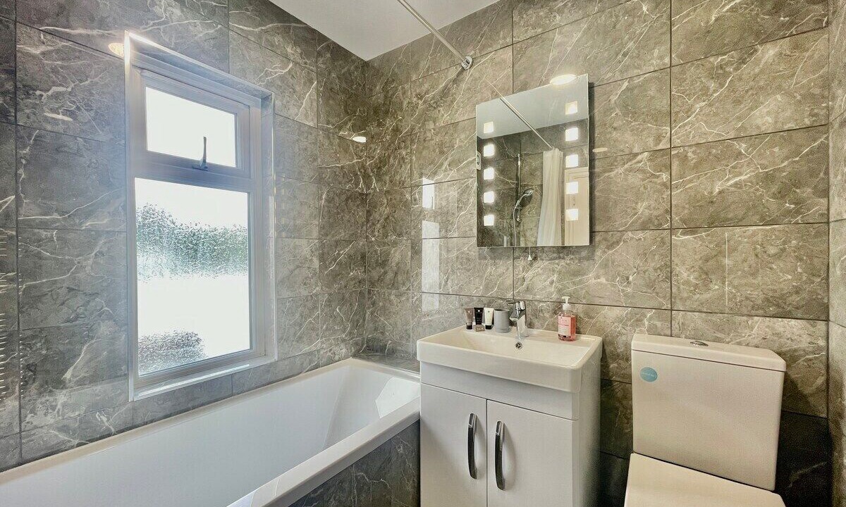 Photo of Bathroom in Gooshays