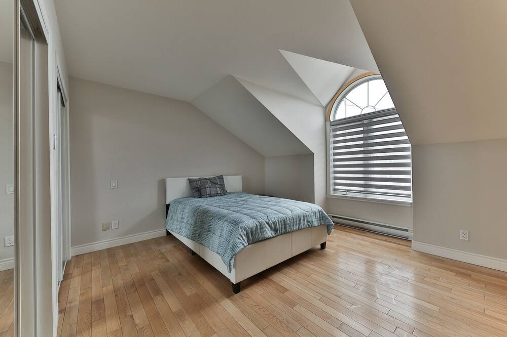 Photo of Bedroom in Repentigny