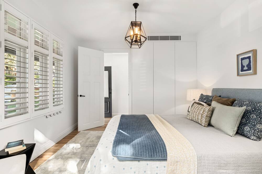 Photo of Others in Lilyfield