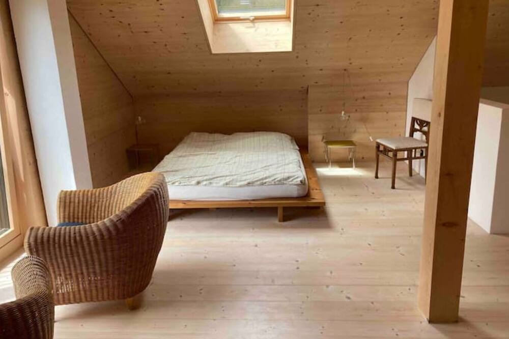 Photo of Bedroom in Naefels