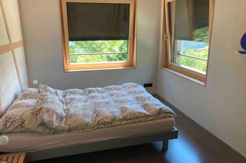 Photo of Bedroom in Naefels