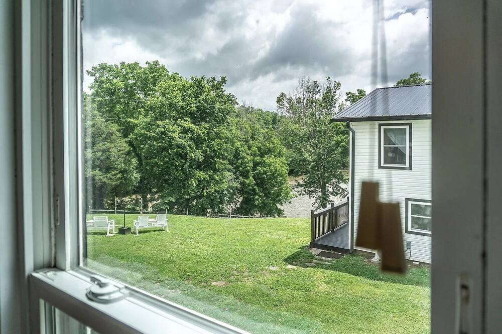 Photo of Others in Greeneville