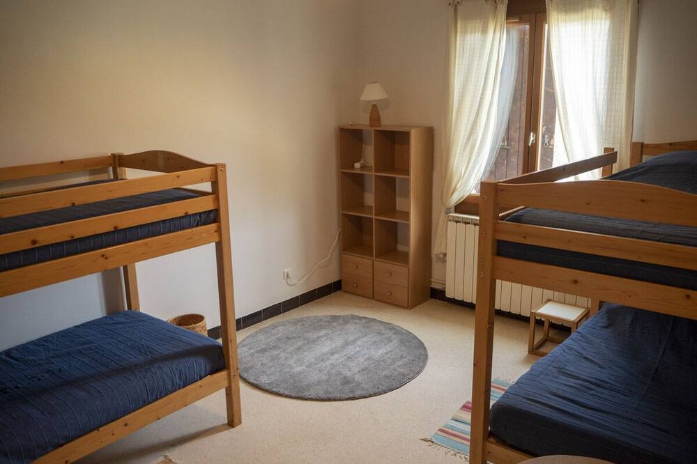 Photo of Bedroom in Saint-Etienne-les-Orgues