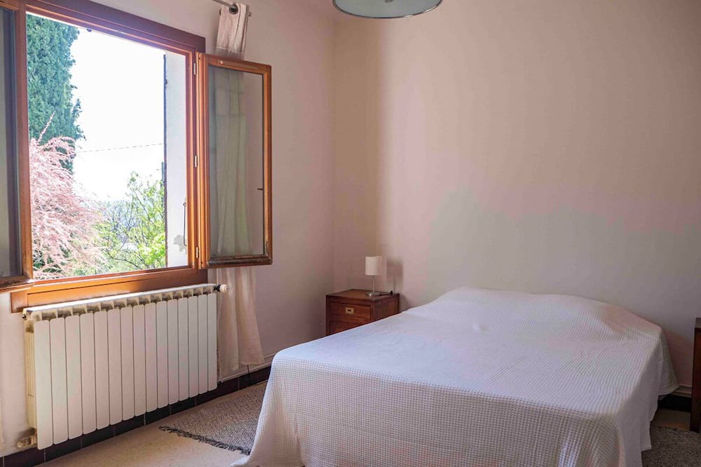 Photo of Bedroom in Saint-Etienne-les-Orgues