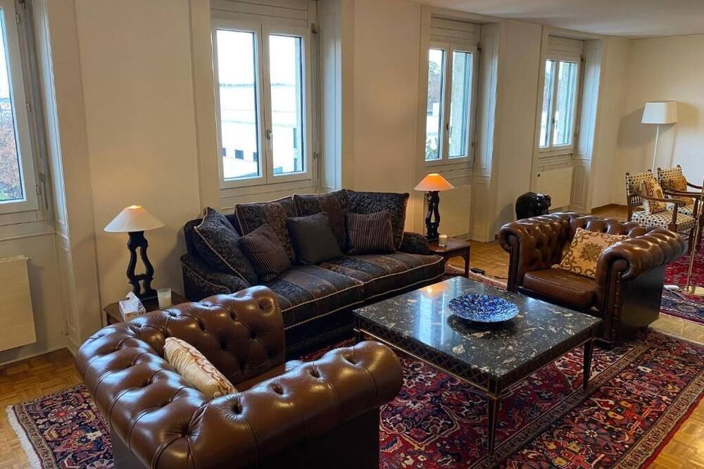Photo of Livingroom in Glacis-de-Rive