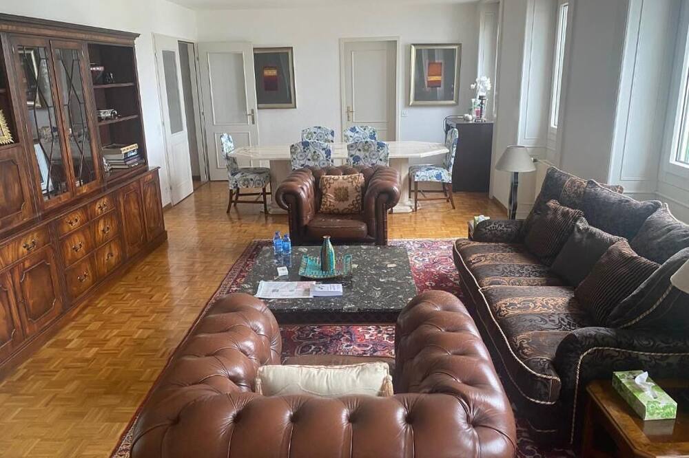 Photo of Livingroom in Glacis-de-Rive