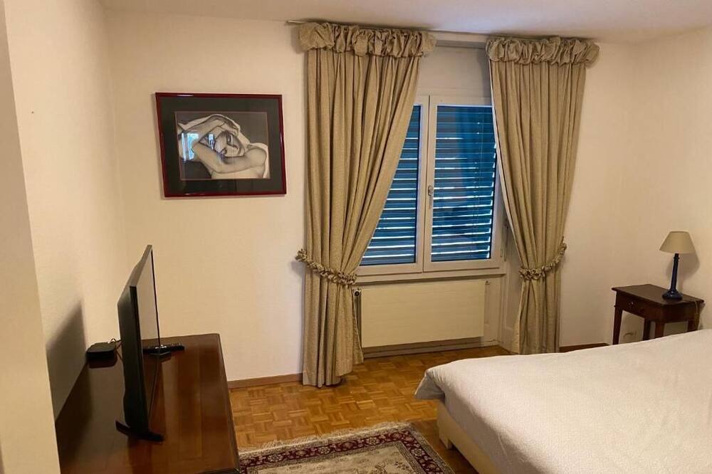 Photo of Bedroom in Glacis-de-Rive