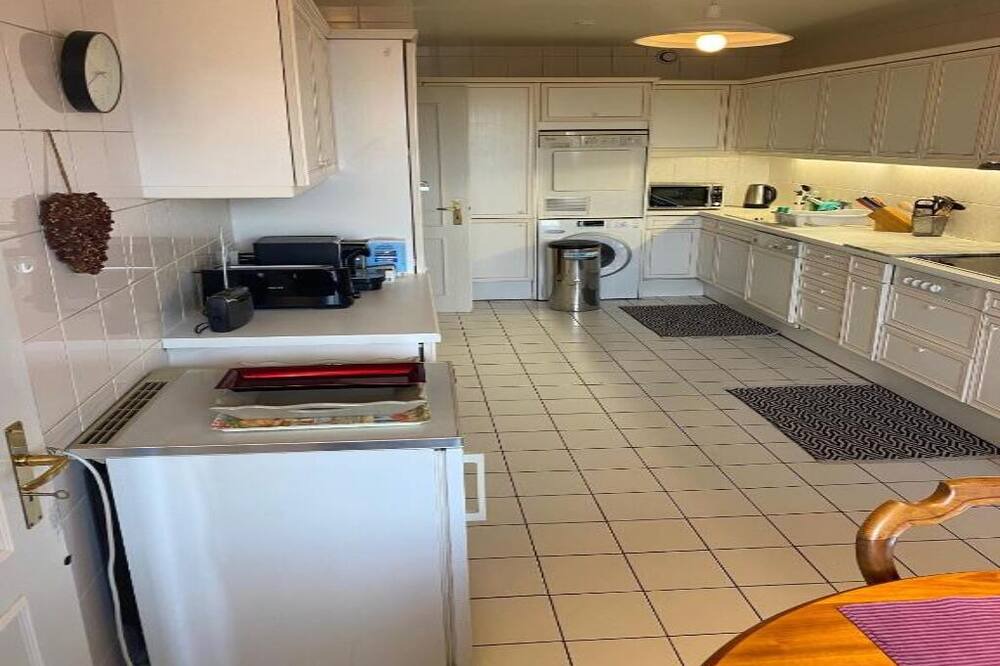 Photo of Kitchen in Glacis-de-Rive