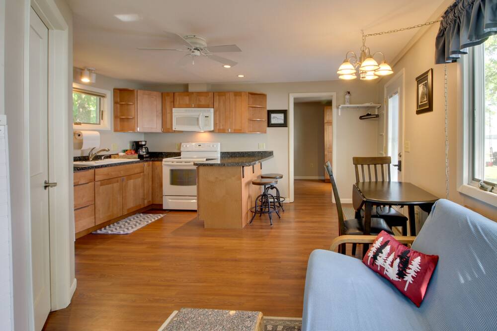 Photo of Livingroom in Watab