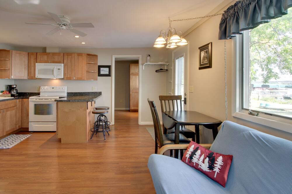 Photo of Livingroom in Watab