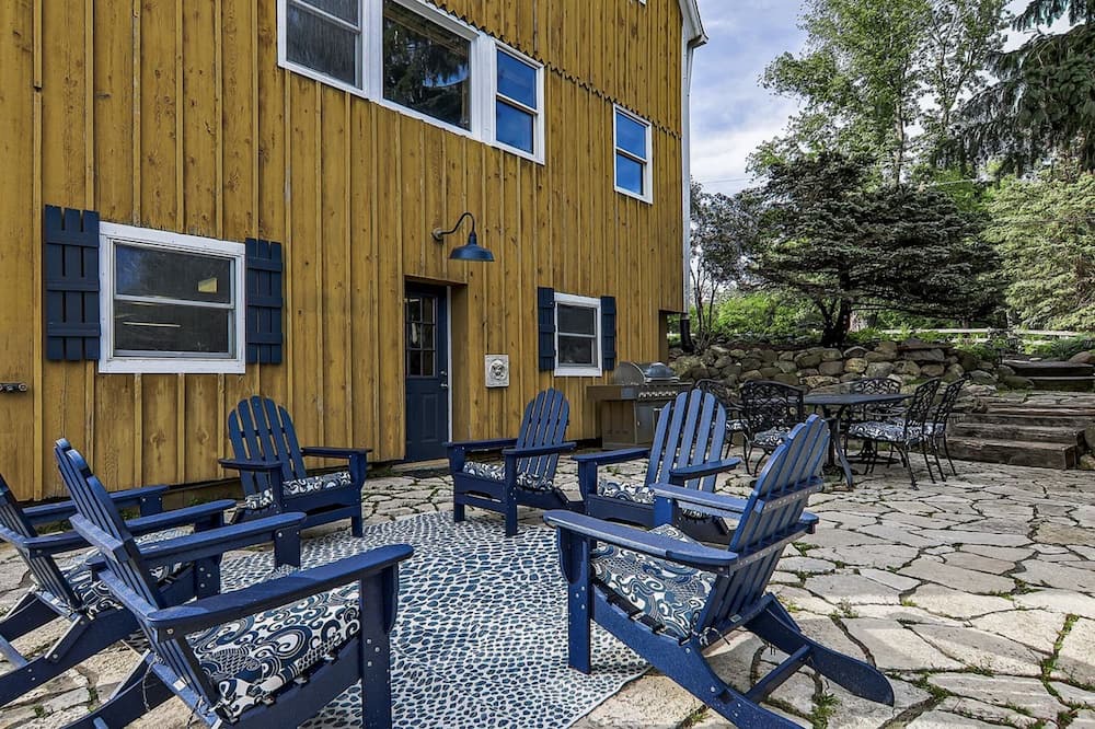 Photo of Patio Balcony in McHenry
