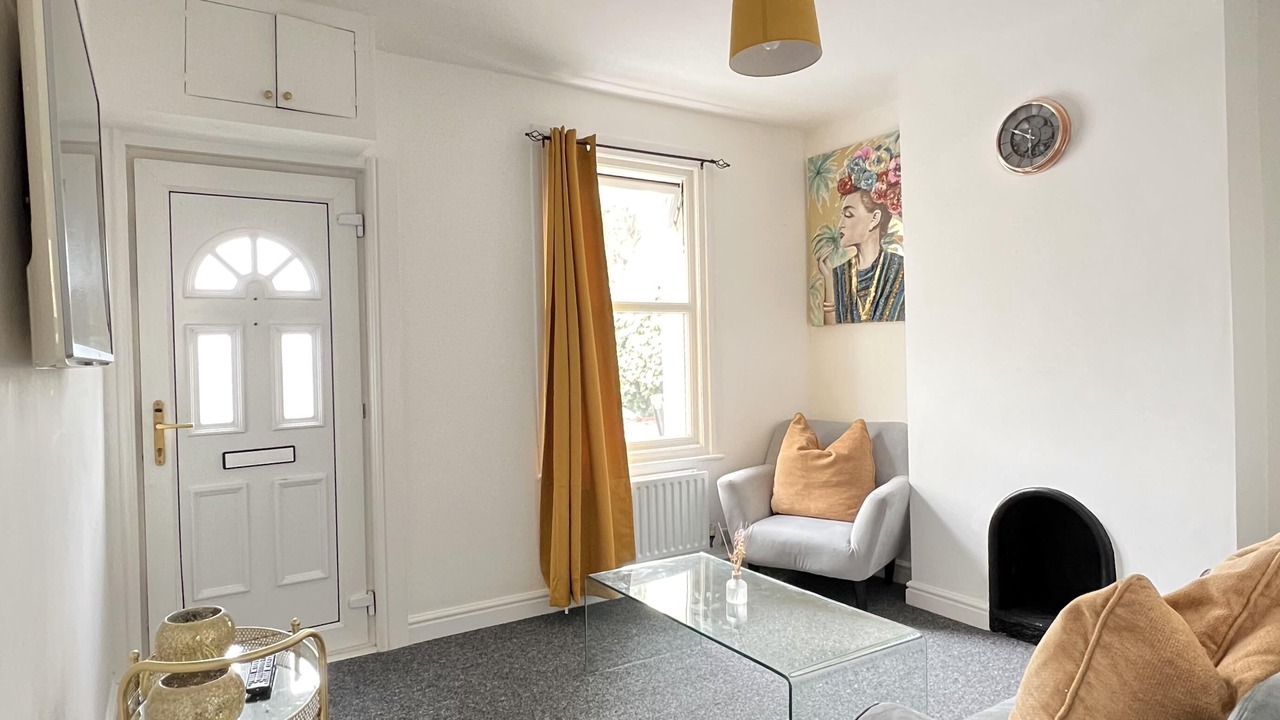 Photo of Livingroom in Eccles