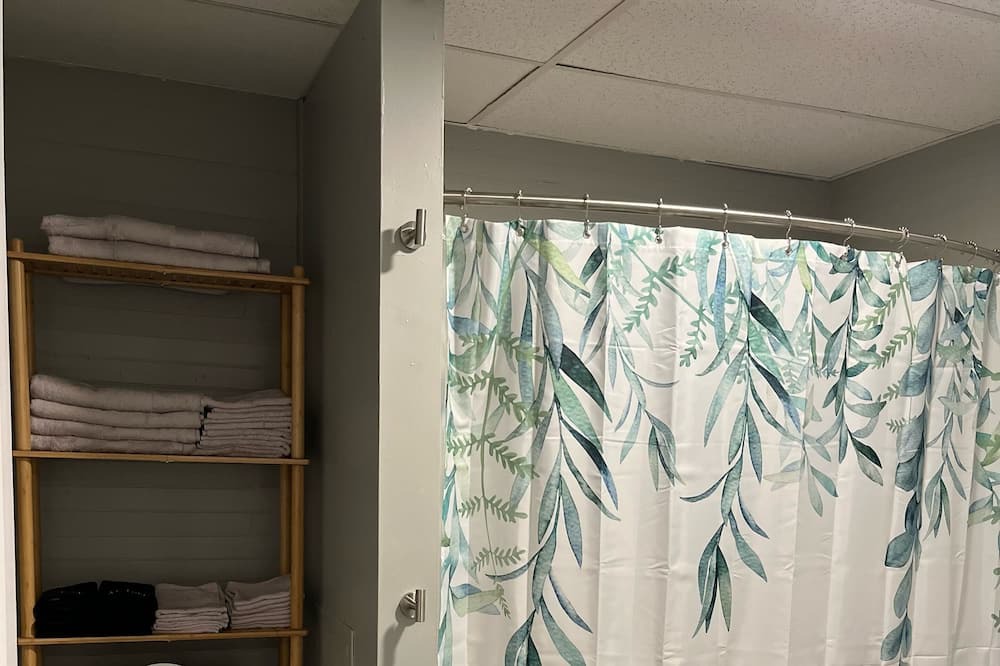 Photo of Bathroom in Croghan