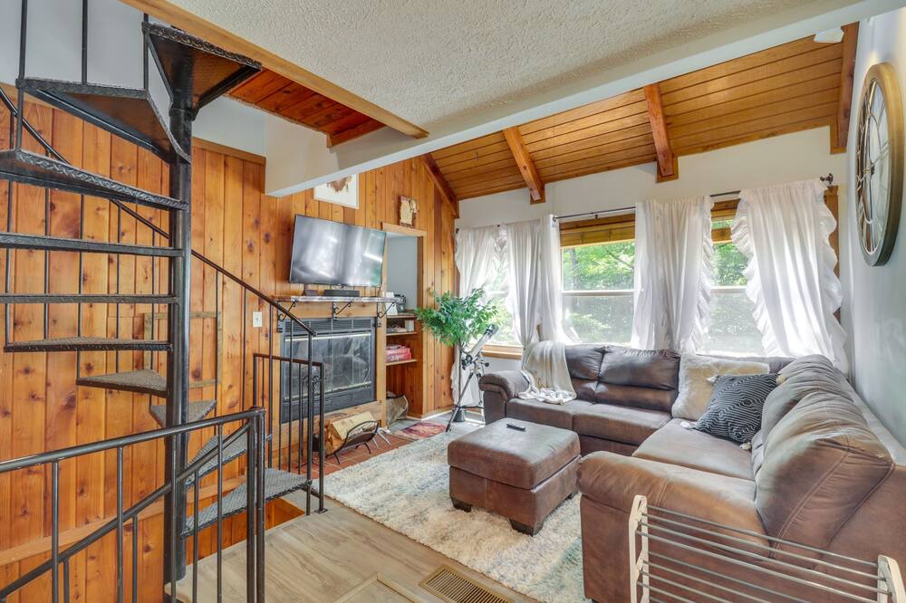 Photo of Livingroom in Basye