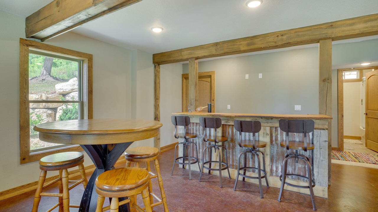 Photo of Others in New Albin