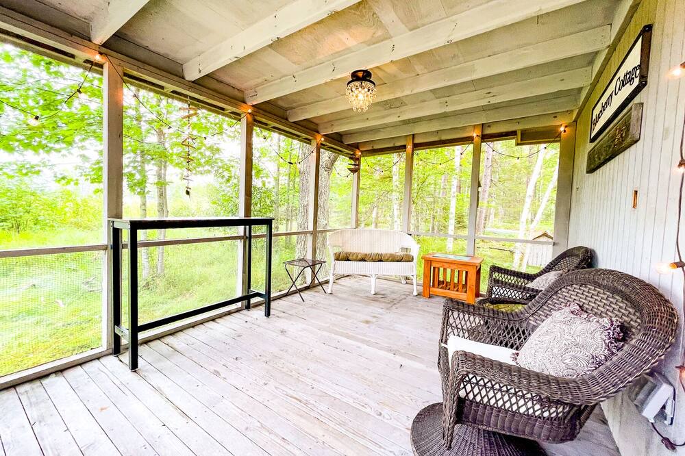 Photo of Patio Balcony in Bark Point