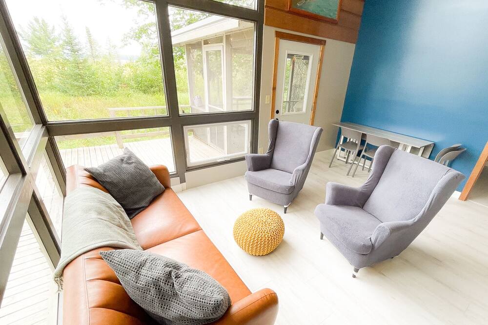 Photo of Livingroom in Bark Point