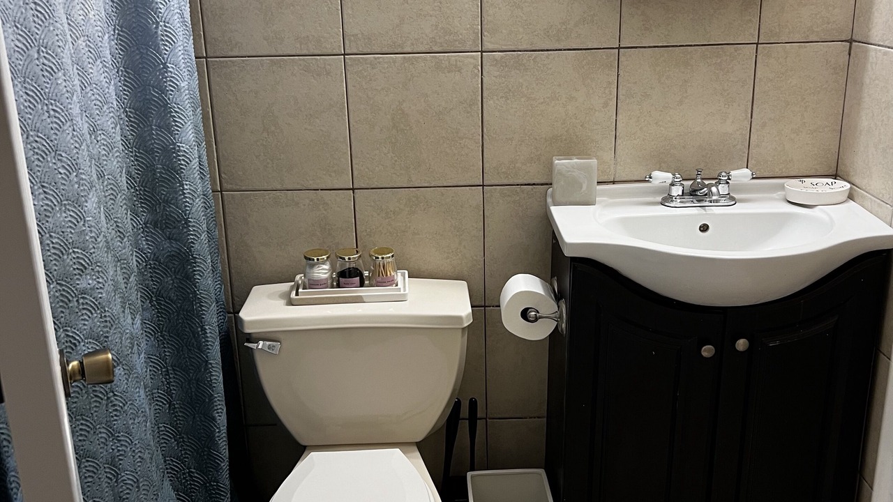 Photo of Others in New Dorp Beach