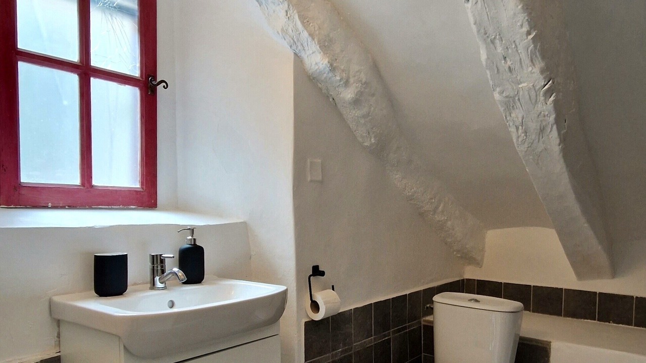 Photo of Bathroom in Anduze