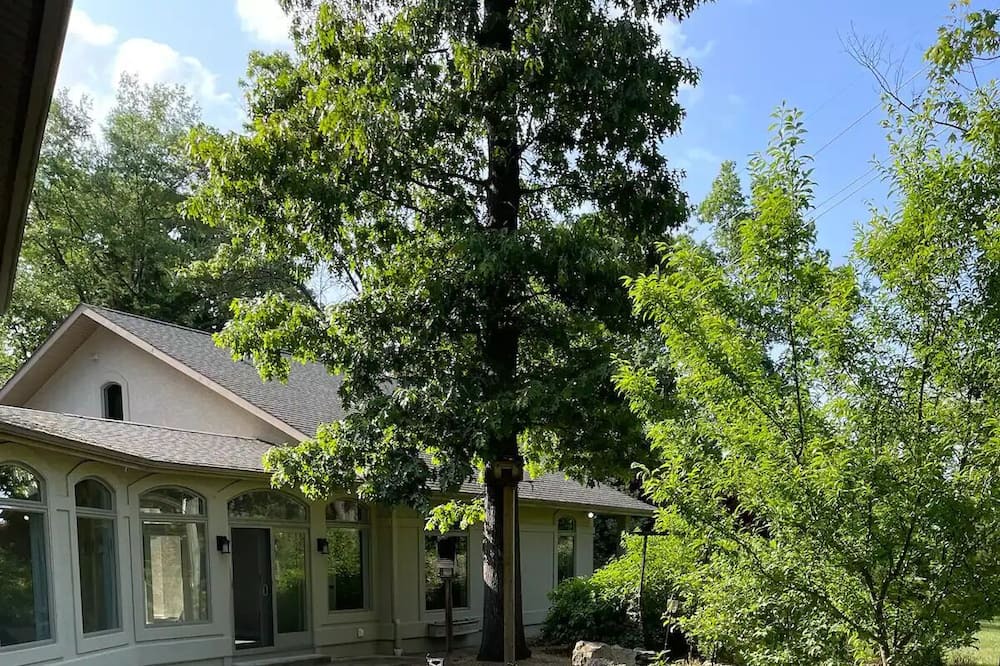 Photo of Outdoor in Sewell