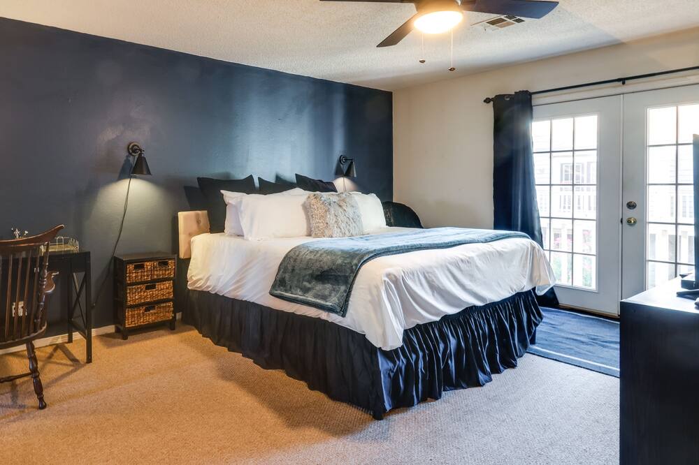Photo of Bedroom in Tulsa