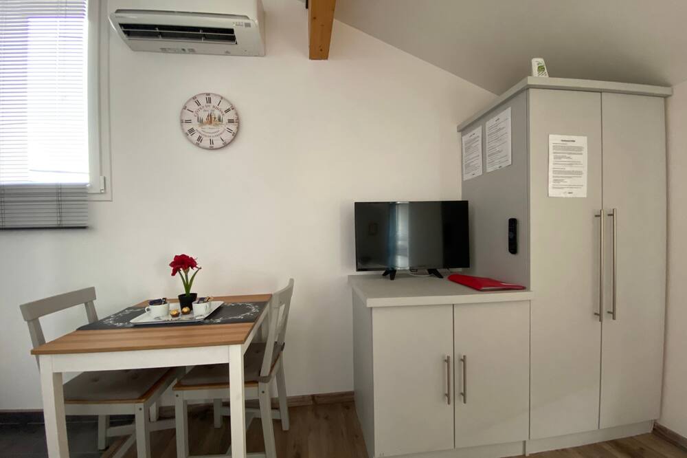 Photo of Others in Bonnefoy-Roseraie-Gramont