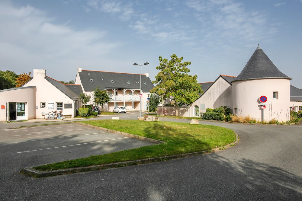 Photo of Outdoor in Le Tronchet