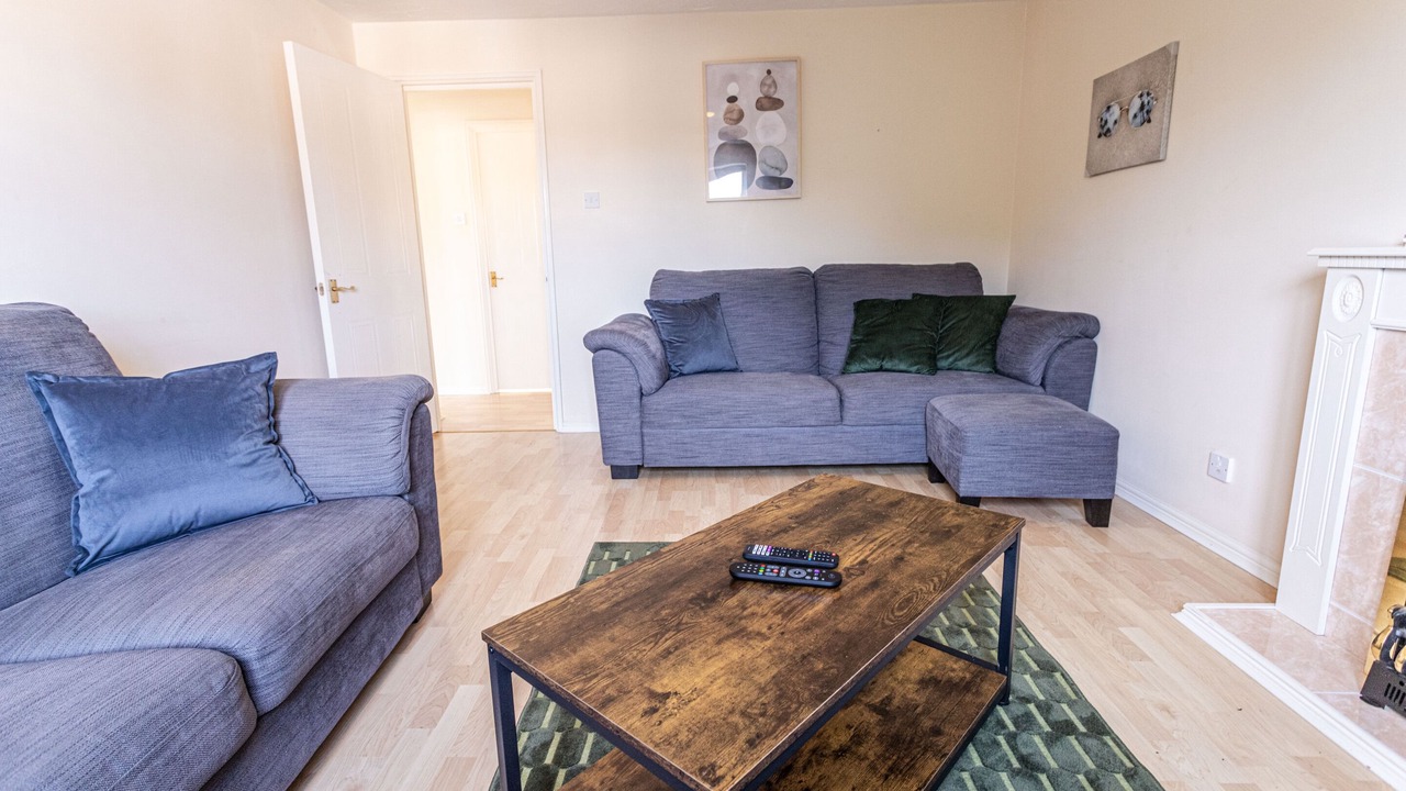 Photo of Livingroom in Swindon