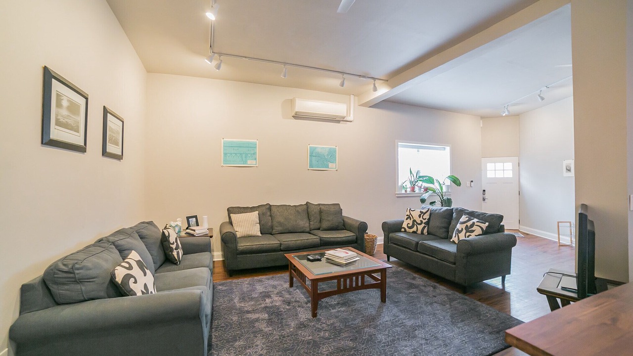 Photo of Livingroom in Fishtown