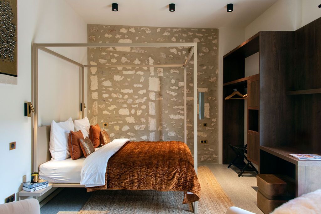 Photo of Others in Paradou