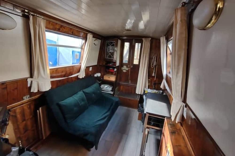 Photo of Livingroom in Stanstead Abbots