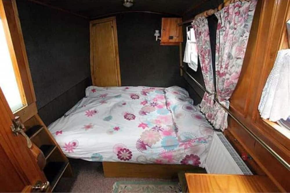 Photo of Bedroom in Stanstead Abbots