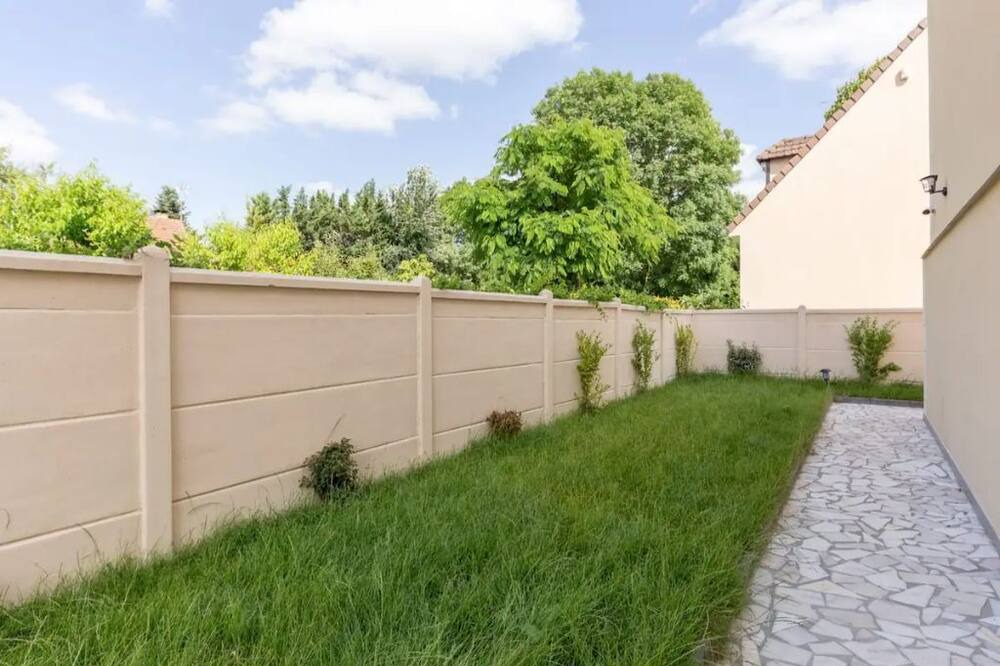 Photo of Outdoor in Ecouen
