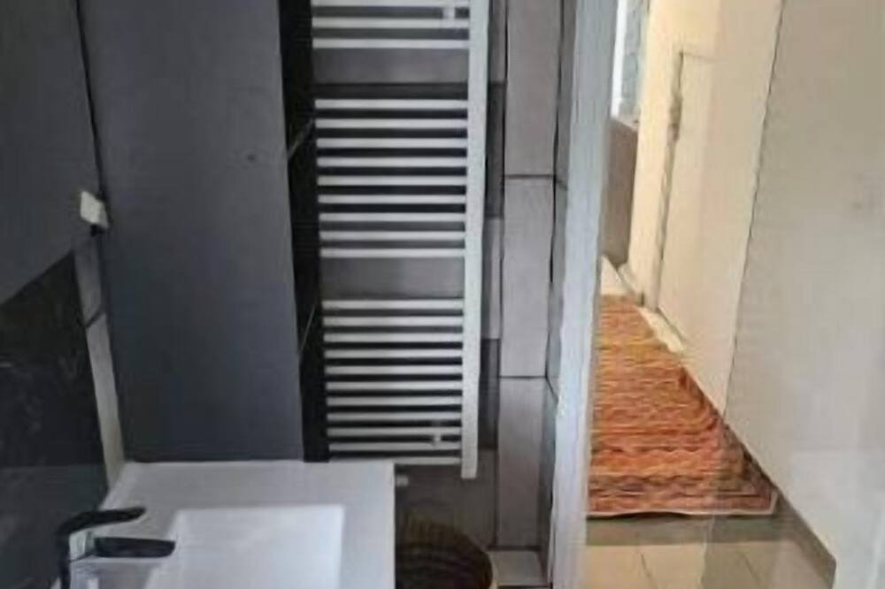 Photo of Kitchen in Ecouen