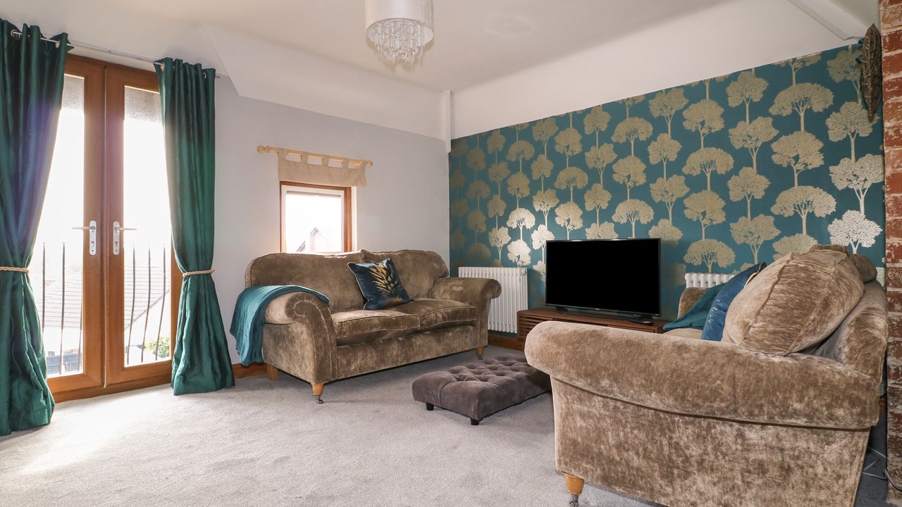 Photo of Others in Smalley