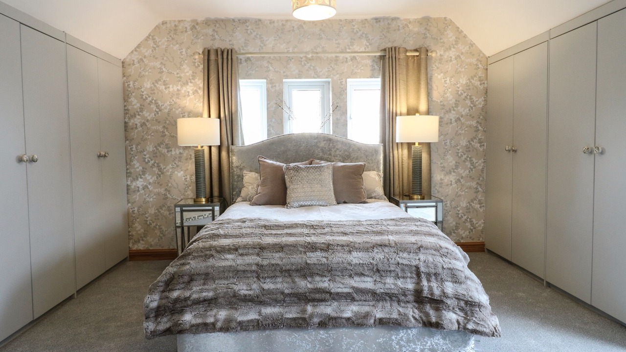 Photo of Others in Smalley