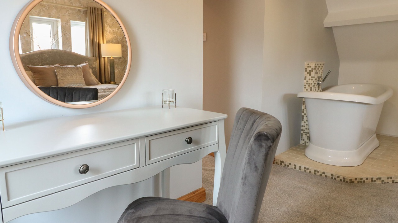 Photo of Others in Smalley